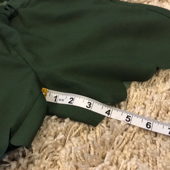 Madewell scalloped shorts - Picture 7 of 8